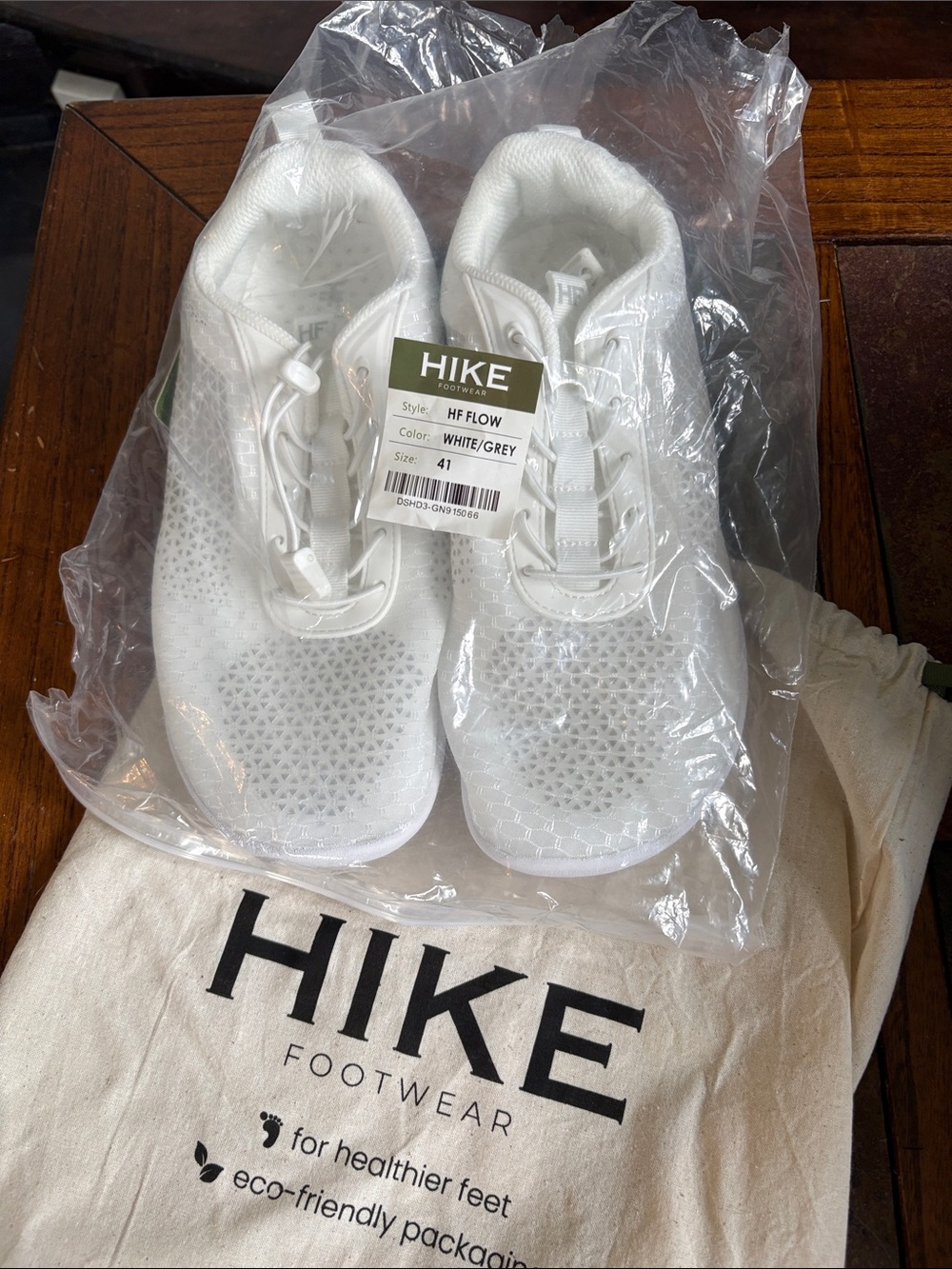 hike sneakers
